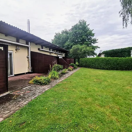 Seeblick Am Malchiner 公寓 *